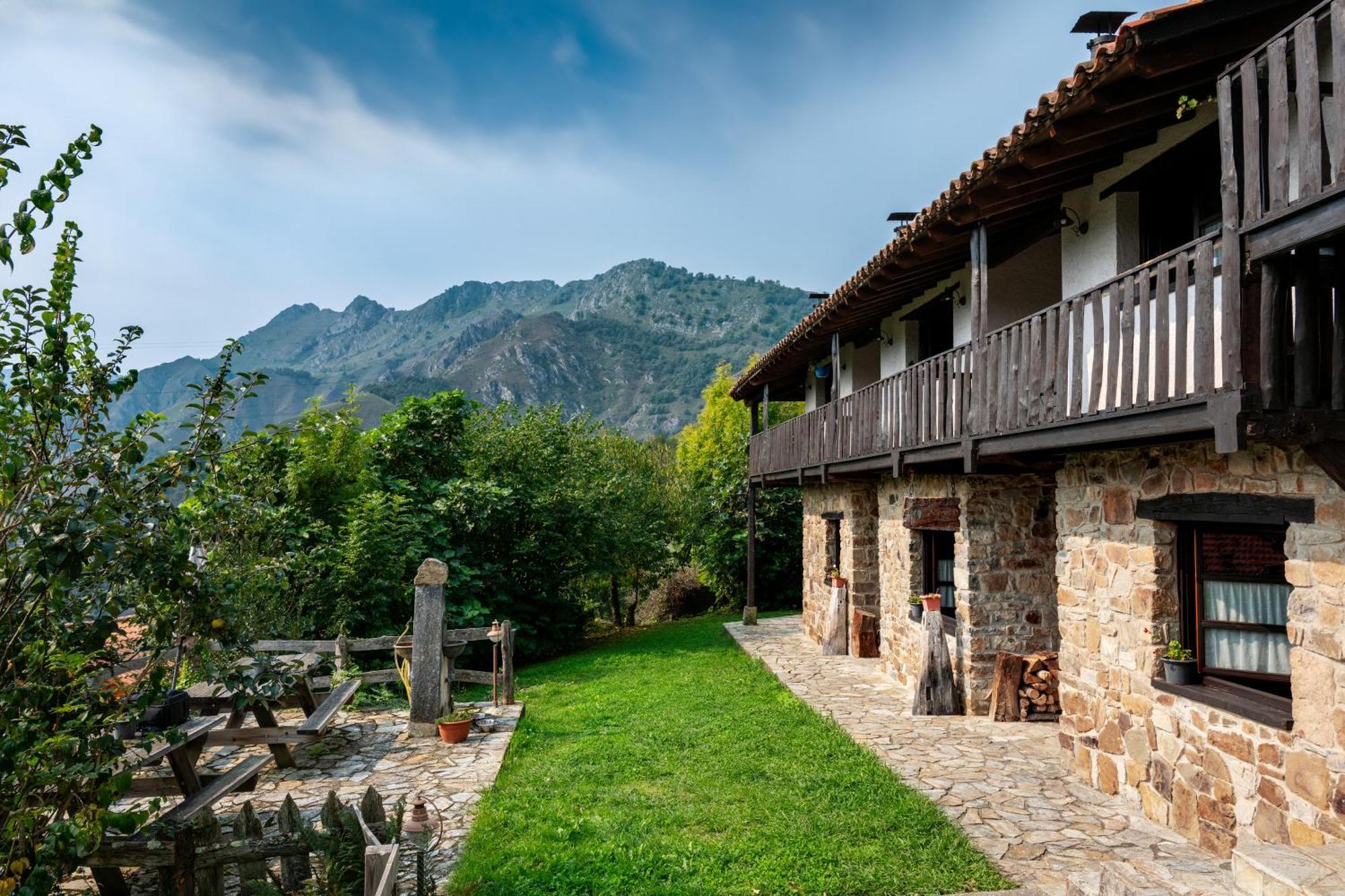 La Xamoca Apartamentos Rurales Campiellos ภายนอก รูปภาพ